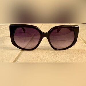MaxMara Black Oversized Sunglasses Elegant Design